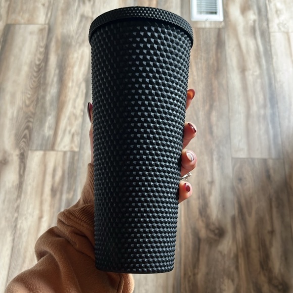 Starbucks cup - Picture 3 of 4